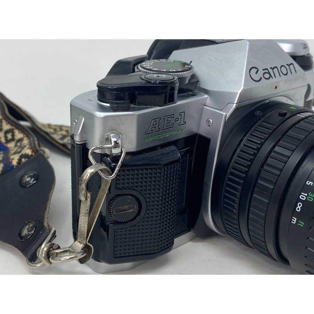 Canon AE-1 35mm Film SLR Camera Kit Lenses‎ Zoom Macro Flash 50mm 28-80 80-200